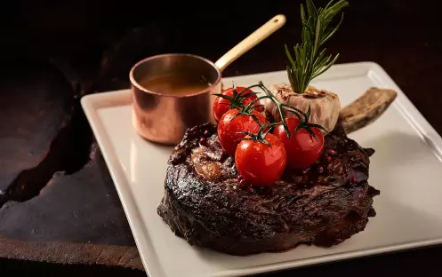 Atlantis The Palm - Seafire Steakhouse_boneinrib Atlantis The Palm - Seafire Steakhouse_boneinrib