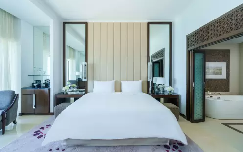 RixosMarinaAbuDhabi-Two Bedroom Family Room Courtyard/Corniche View RixosMarinaAbuDhabi-Two Bedroom Family Room Courtyard/Corniche View