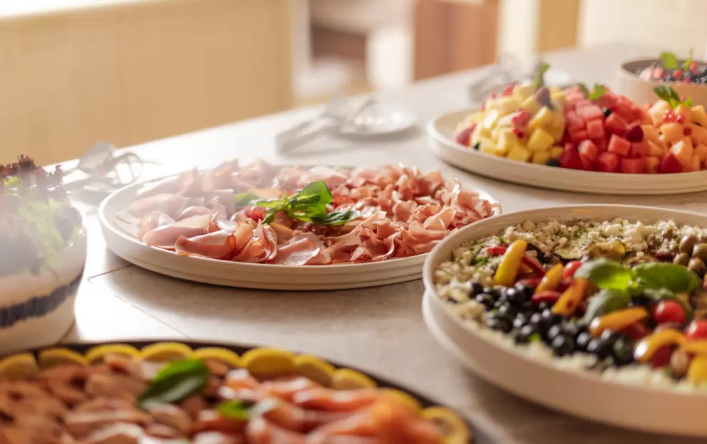 APT Guided Tours & River Cruises, APT Solara Annie's Table 1.jpg