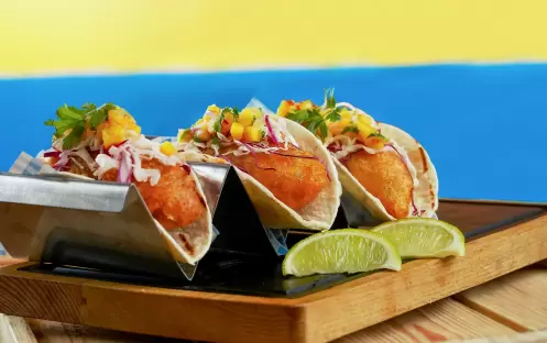 middle-east-holidays-qatar-grand-hyatt-doha-santa-monica-breakfast- club