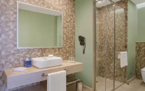 middle-east-holidays-ras-al-khaimah-the-cove-rotana-resort-spacious- guest-room middle-east-holidays-ras-al-khaimah-the-cove-rotana-resort-spacious- guest-room