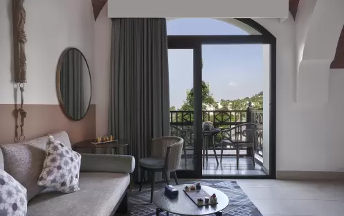 middle-east-holidays-ras-al-khaimah-the-cove-rotana-resort-lagoon-room middle-east-holidays-ras-al-khaimah-the-cove-rotana-resort-lagoon-room