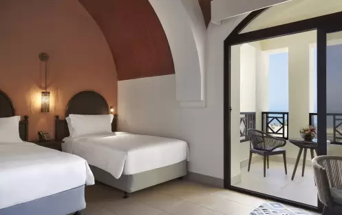 middle-east-holidays-ras-al-khaimah-the-cove-rotana-resort-lagoon-room middle-east-holidays-ras-al-khaimah-the-cove-rotana-resort-lagoon-room