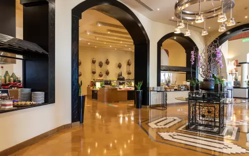 middle-east-holidays-ras-al-khaimah-the-cove-rotana-resort-cinammon-all-day-dining-buffet middle-east-holidays-ras-al-khaimah-the-cove-rotana-resort-cinammon-all-day-dining-buffet