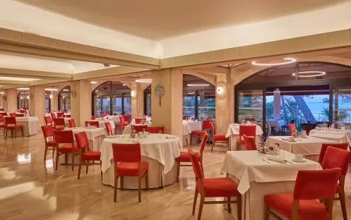 europe-holidays-spain-majorca-secrets-mallorca-villamil-resort-spa-hotel-world-café europe-holidays-spain-majorca-secrets-mallorca-villamil-resort-spa-hotel-world-café