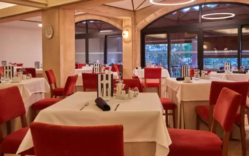 europe-holidays-spain-majorca-secrets-mallorca-villamil-resort-spa-hotel-world-café europe-holidays-spain-majorca-secrets-mallorca-villamil-resort-spa-hotel-world-café