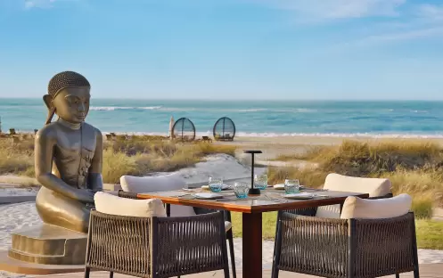 middle-east-holidays-abu-dhabi-st-regis-saadiyat-island-resort-hotel-buddha-bar-beach-abu-dhabi middle-east-holidays-abu-dhabi-st-regis-saadiyat-island-resort-hotel-buddha-bar-beach-abu-dhabi