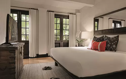 Lanna-Suite-5101-bedroom-(1) Lanna-Suite-5101-bedroom-(1)