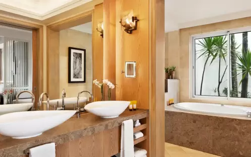 Shangri-La Two Bedroom Beach Suite Shangri-La Two Bedroom Beach Suite