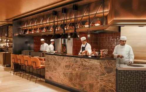 middle-east-holidays-dubai-one-only-royal-mirage-residence-spa-hotel -arrazuna-shawarma-station middle-east-holidays-dubai-one-only-royal-mirage-residence-spa-hotel -arrazuna-shawarma-station