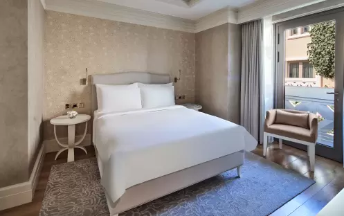 middle-east-holidays-abu-dhabi-rixos-premium-saadiyat-island-hotel-club-villa-bedroom middle-east-holidays-abu-dhabi-rixos-premium-saadiyat-island-hotel-club-villa-bedroom