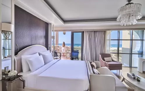 middle-east-holidays-abu-dhabi-rixos-premium-saadiyat-island-hotel-club-villa-bedroom middle-east-holidays-abu-dhabi-rixos-premium-saadiyat-island-hotel-club-villa-bedroom