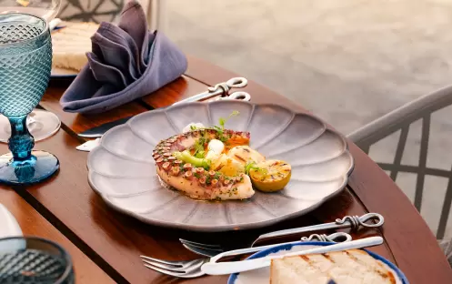 middle-east-holidays-abu-dhabi-rixos-premium-saadiyat-island-hotel-mermaid-food middle-east-holidays-abu-dhabi-rixos-premium-saadiyat-island-hotel-mermaid-food