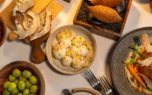 middle-east-holidays-abu-dhabi-rixos-premium-saadiyat-island-hotel-orient-restaurant-food middle-east-holidays-abu-dhabi-rixos-premium-saadiyat-island-hotel-orient-restaurant-food