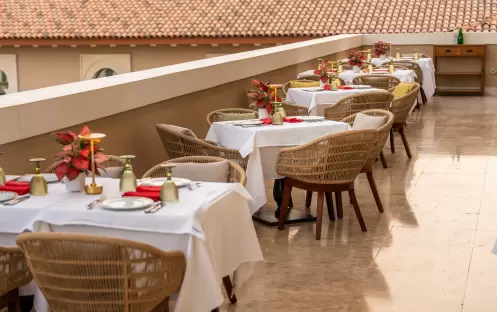 middle-east-holidays-abu-dhabi-rixos-premium-saadiyat-island-hotel-orient-restaurant-sunset-picture middle-east-holidays-abu-dhabi-rixos-premium-saadiyat-island-hotel-orient-restaurant-sunset-picture