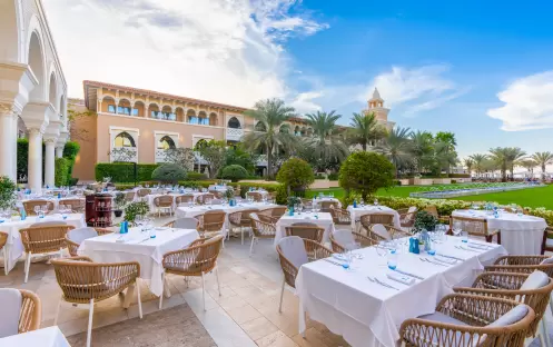 middle-east-holidays-abu-dhabi-rixos-premium-saadiyat-island-hotel-turquoise middle-east-holidays-abu-dhabi-rixos-premium-saadiyat-island-hotel-turquoise