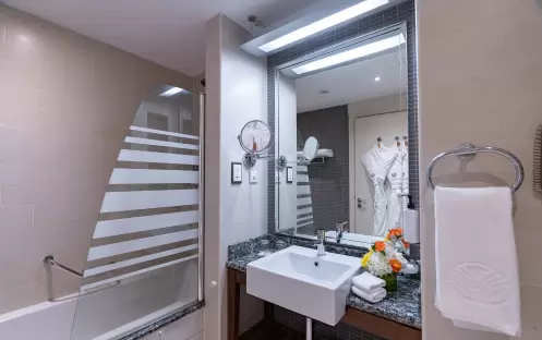 middle-east-holidays-dubai-amwaj-rotana-jumeirah-beach-sea-view-room-with-balcony middle-east-holidays-dubai-amwaj-rotana-jumeirah-beach-sea-view-room-with-balcony
