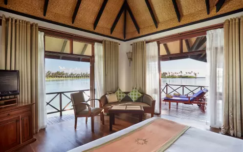 indian-ocean-holidays-maldives-sun-siyam-olhuveli-water-villa-bedroom indian-ocean-holidays-maldives-sun-siyam-olhuveli-water-villa-bedroom