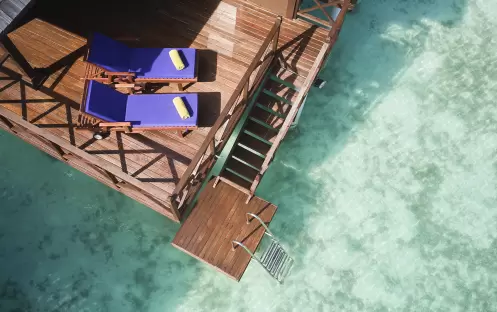 indian-ocean-holidays-maldives-sun-siyam-olhuveli-water-villa-deck indian-ocean-holidays-maldives-sun-siyam-olhuveli-water-villa-deck