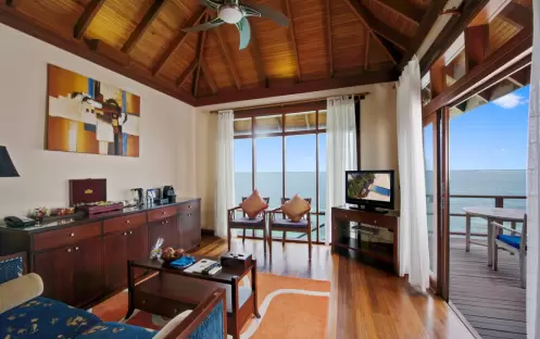 indian-ocean-holidays-maldives-sun-siyam-olhuveli-prestige- jacuzzi-water-villa indian-ocean-holidays-maldives-sun-siyam-olhuveli-prestige- jacuzzi-water-villa