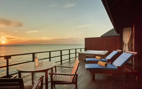 indian-ocean-holidays-maldives-sun-siyam-olhuveli-prestige- jacuzzi-water-villa indian-ocean-holidays-maldives-sun-siyam-olhuveli-prestige- jacuzzi-water-villa