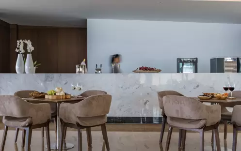 europe-holidays-greece-rhodes-gennadi-grand-resort-grevin-bar europe-holidays-greece-rhodes-gennadi-grand-resort-grevin-bar