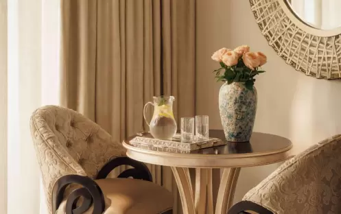 middle-east-holidays-dubai-one-only-royal-mirage-arabian- court-deluxe-room middle-east-holidays-dubai-one-only-royal-mirage-arabian- court-deluxe-room