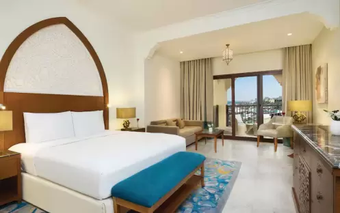 middle-east-holidays-ras-al-khaimah-doubletree-by-hilton-resort-spa-marjan-island-hotel-deluxe-room-garden-access-garden-view middle-east-holidays-ras-al-khaimah-doubletree-by-hilton-resort-spa-marjan-island-hotel-deluxe-room-garden-access-garden-view