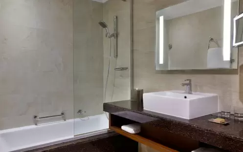 middle-east-holidays-ras-al-khaimah-doubletree-by-hilton-resort-spa-marjan-island-hotel-guest-room-with-sea-view middle-east-holidays-ras-al-khaimah-doubletree-by-hilton-resort-spa-marjan-island-hotel-guest-room-with-sea-view