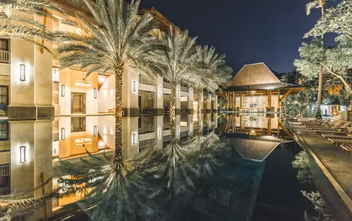 asia-holidays-indonesia-bali-puri-santrian-beach-resort-spa-premier-deluxe