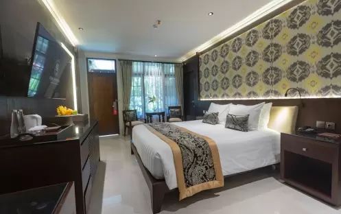 asia-holidays-indonesia-bali-puri-santrian-beach-resort-spa-beach-wing