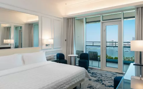 middle-east-holidays-dubai-le-meridien-mina-seyahi-beach-resort-waterpark-hotel-family-room-three-bedroom-sea-view middle-east-holidays-dubai-le-meridien-mina-seyahi-beach-resort-waterpark-hotel-family-room-three-bedroom-sea-view