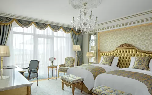 middle-east-holidays-dubai-raffles-the-palm-dubai-premier- palm middle-east-holidays-dubai-raffles-the-palm-dubai-premier- palm