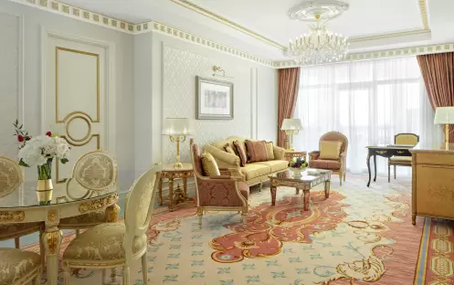 middle-east-holidays-dubai-raffles-the-palm-dubai-premier- jacuzzi-suite-one-bedroom-palm middle-east-holidays-dubai-raffles-the-palm-dubai-premier- jacuzzi-suite-one-bedroom-palm