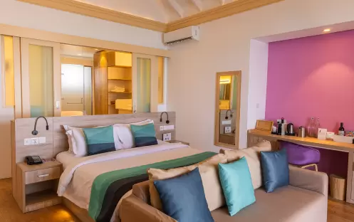 indian-ocean-holidays-maldives-siyam-world-maldives-lagoon-villa-with-pool-and-slide indian-ocean-holidays-maldives-siyam-world-maldives-lagoon-villa-with-pool-and-slide