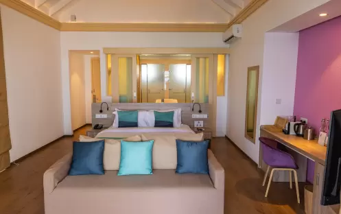 indian-ocean-holidays-maldives-siyam-world-maldives-lagoon-villa-with-pool-and-slide indian-ocean-holidays-maldives-siyam-world-maldives-lagoon-villa-with-pool-and-slide