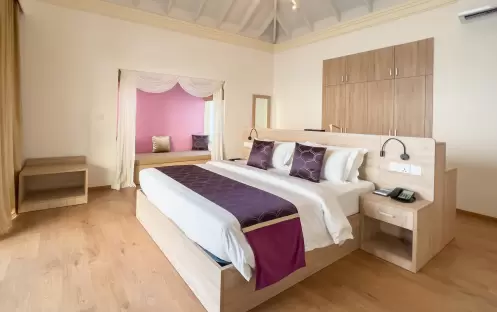 indian-ocean-holidays-maldives-siyam-world-maldives-ocean- villa-with-pool-and-slide-bedroom indian-ocean-holidays-maldives-siyam-world-maldives-ocean- villa-with-pool-and-slide-bedroom