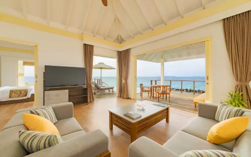 water-pavilion-living-room water-pavilion-living-room