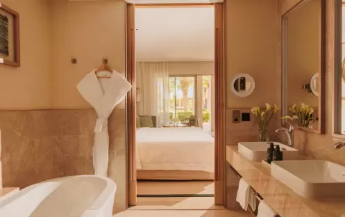 middle-east-holidays-oman-jumeirah-muscat-bay-garden-deluxe-room middle-east-holidays-oman-jumeirah-muscat-bay-garden-deluxe-room