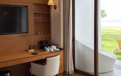 indian-ocean-holidays-sri-lanka-the-fortress-resort-spa-hotel-premium-beach-room indian-ocean-holidays-sri-lanka-the-fortress-resort-spa-hotel-premium-beach-room