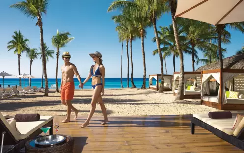 caribbean-holidays-dominican-republic-dreams-la-romana-resort-spa-preferred-club-beach-bar caribbean-holidays-dominican-republic-dreams-la-romana-resort-spa-preferred-club-beach-bar
