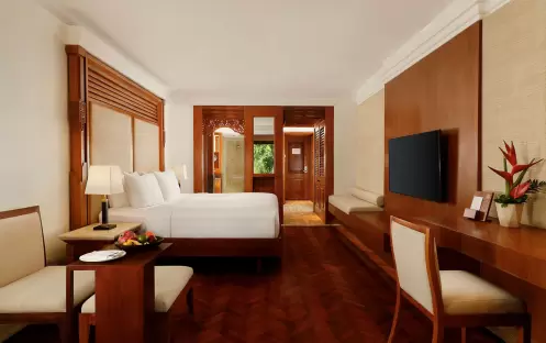 asia-holidays-indonesia-bali-nusa-dua-beach-hotel-spa-handwritten-collection-palace-club-room asia-holidays-indonesia-bali-nusa-dua-beach-hotel-spa-handwritten-collection-palace-club-room