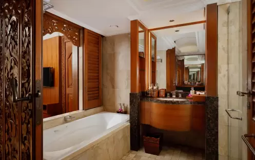 asia-holidays-indonesia-bali-nusa-dua-beach-hotel-spa-handwritten-collection-palace-club-lagoon-room asia-holidays-indonesia-bali-nusa-dua-beach-hotel-spa-handwritten-collection-palace-club-lagoon-room