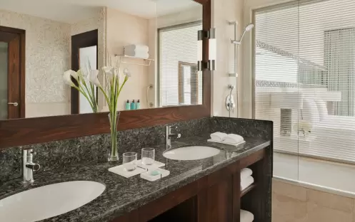 1-bedroom-family-suite 1-bedroom-family-suite
