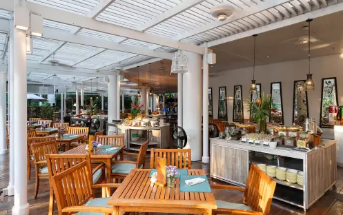 thailand-holidays-hua-hin-cha-am-anantara-hua-hin-resort-hotel-issara-cafe