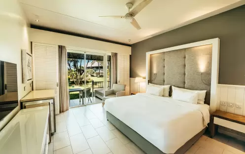 Radisson Blu Azuri premium garden room - bedroom Radisson Blu Azuri premium garden room - bedroom